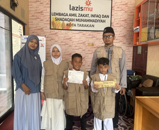 Keluarga Besar SD Muhammadiyah 2 Tarakan Tunjukkan Kepedulian untuk Saudara Terdampak Bencana di NTT