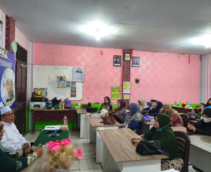 Sosialisasi Peningkatan Pemahaman Beragama, KH. Zainuddin Dalila Ajak Peserta Memahami Perbedaan dengan Bijak